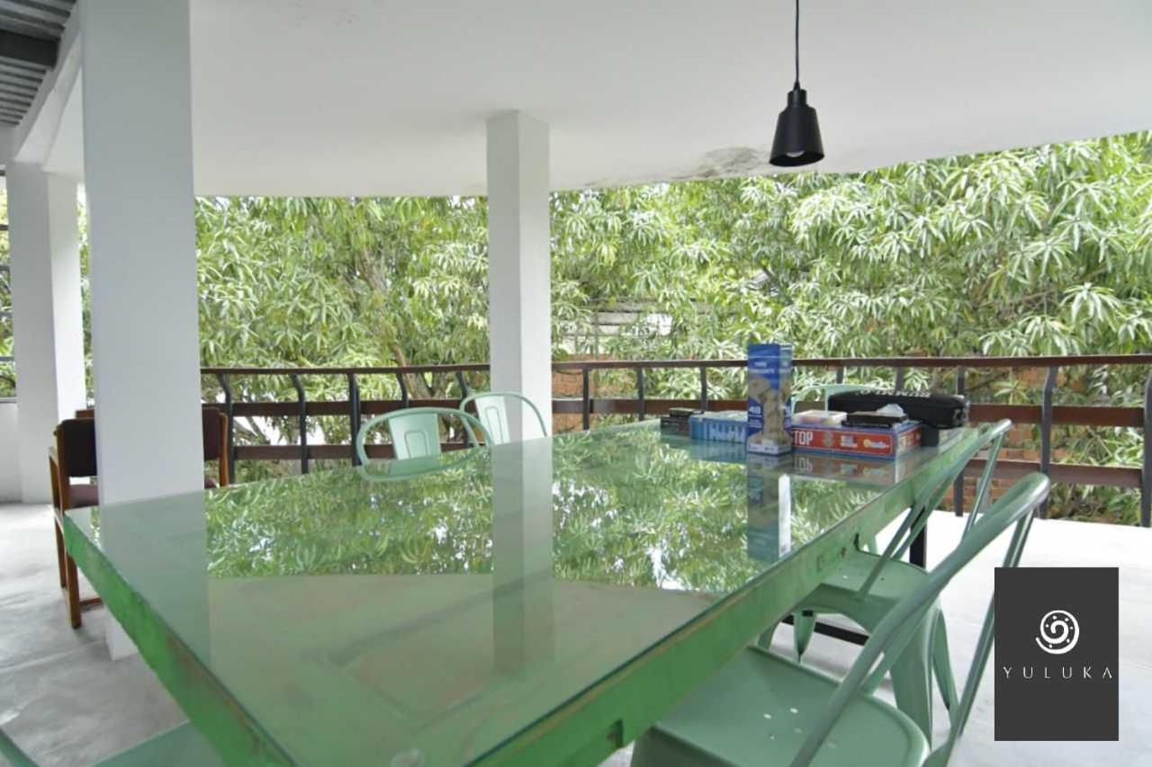 Yuluka Hostel Apulo Extérieur photo